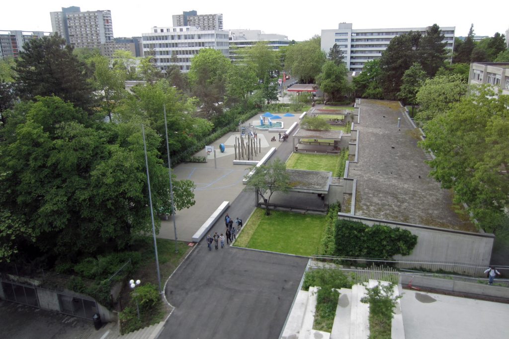 Umgebung Volksschule Tscharnergut Bern